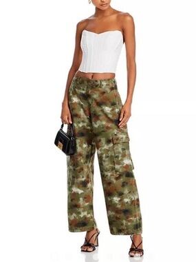Levi's Olive Camo Wide-Leg Cargo Pants